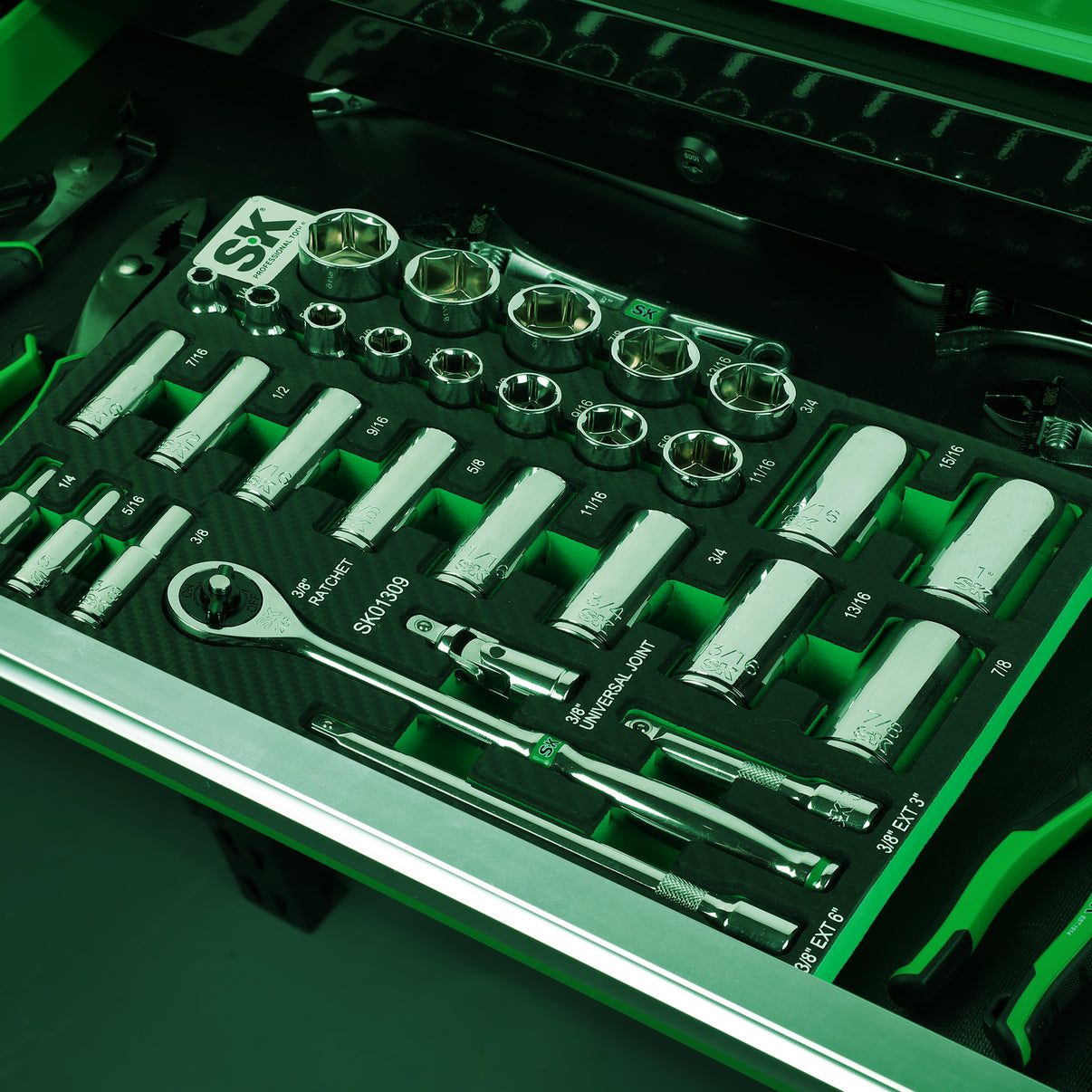 SK01309-216P - 30 Piece 3/8" Drive, 6 Point, Standard & Deep, SAE Chrome Socket Set View 9